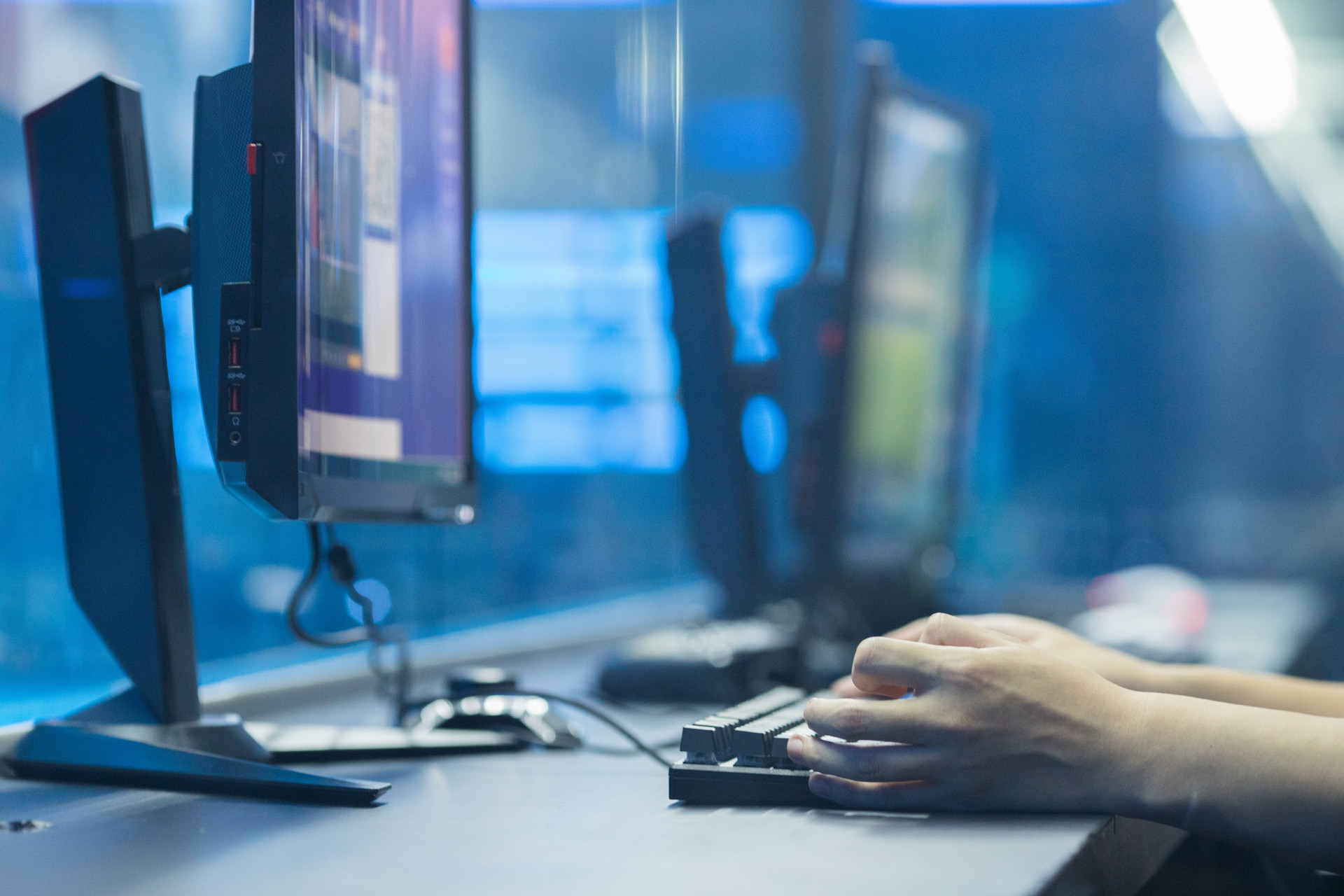 广东多地税局群发短信，摸排“赛维模式”