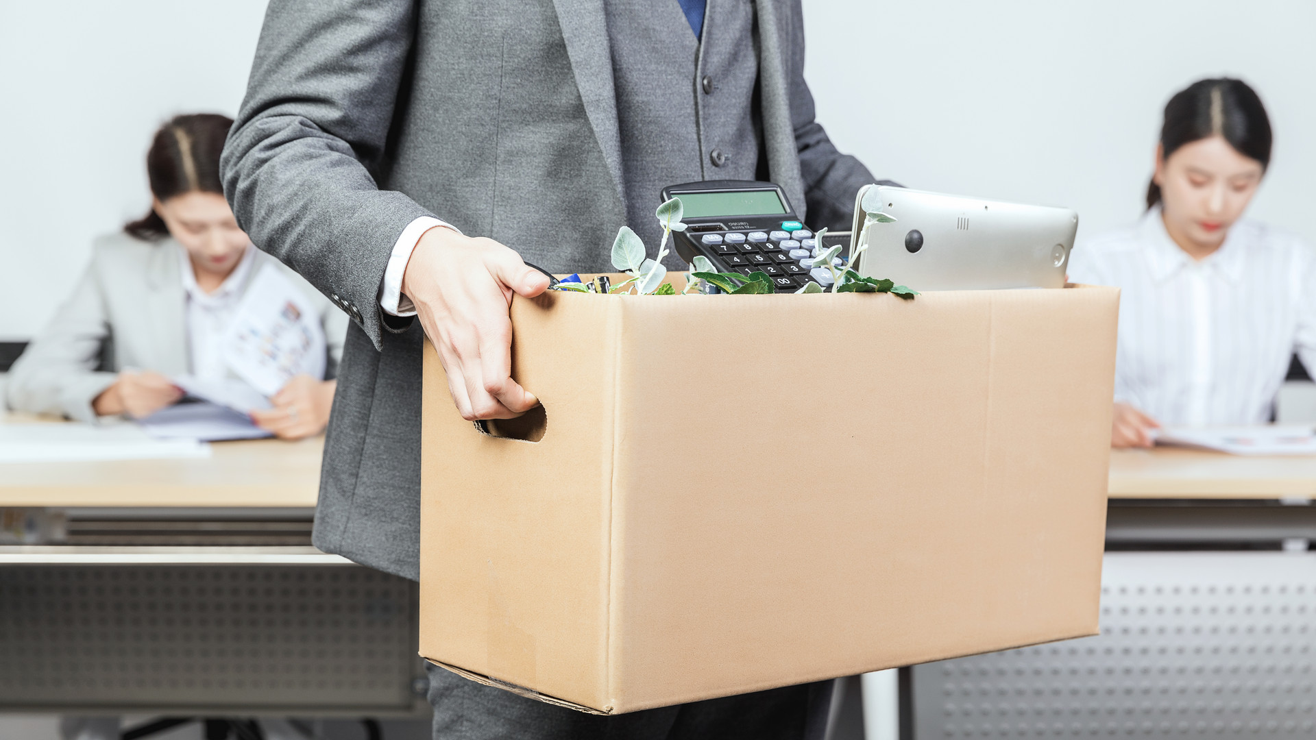 亚马逊16000人凌晨被裁！大量中国员工收到离职邮件