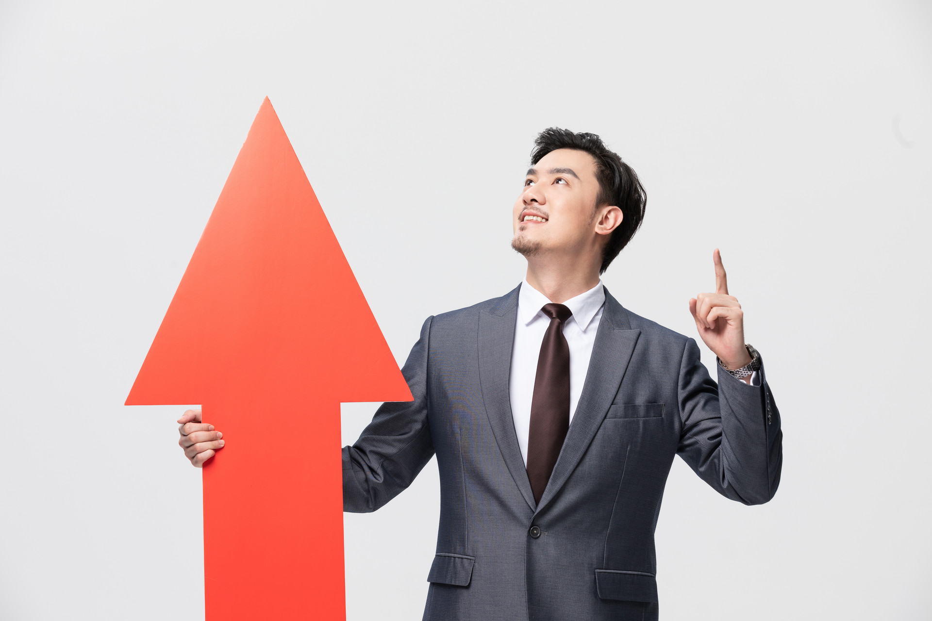 "一人公司"探路创新赛道，AI赋能个体创业新模式